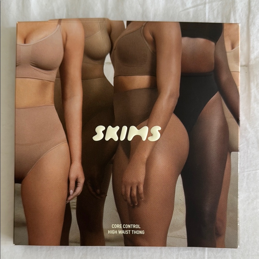 SKIMS High Waist Thong in Tan and Black
